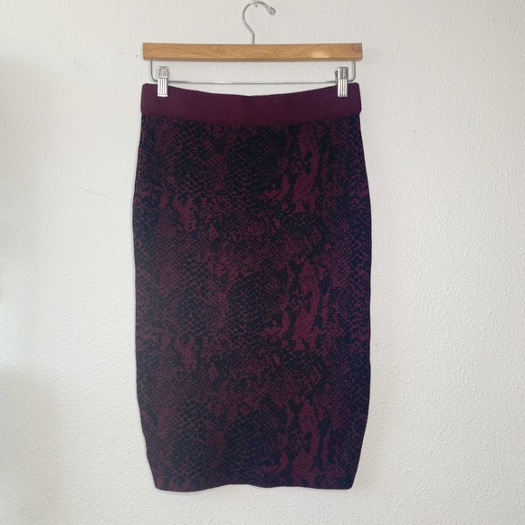 Express x Negin Mirsalehi Red Black Knit Pencil Skirt Women's Size Medium M - Picture 3 of 7